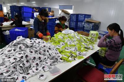 防霾口罩供不应求 厦门一企业日出货30万个_手机中国网
